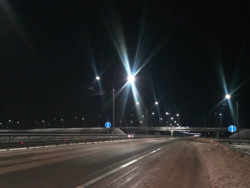 В Калужской области общая протяженность стационарного электрического освещения, обустроенного в рамках национального проекта «Безопасные качественные дороги», составила более 36 километров.