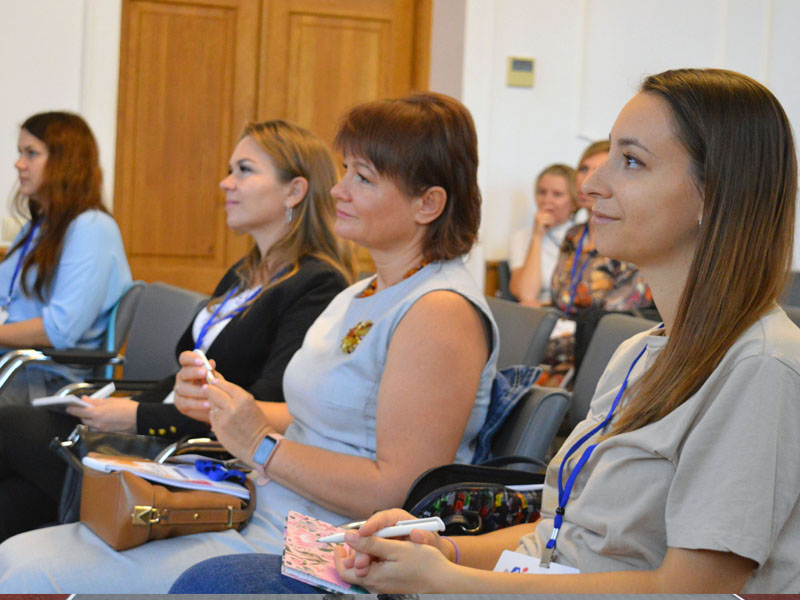 В Калужской области стартовала федеральная образовательная программа «Мама-предприниматель».
